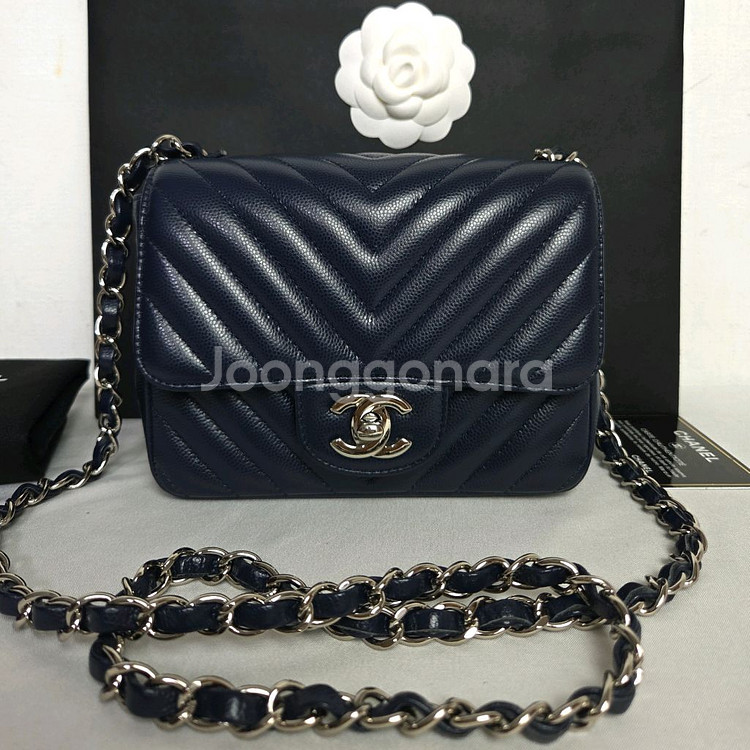 샤넬 쁘띠삭 캐비어 네이비--0