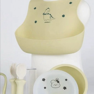 블루마마 실리콘 턱받이,흡착볼,모두얌 스푼포크 미개봉 새거