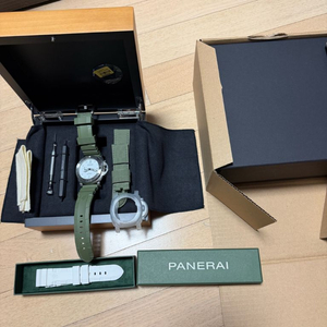 파네라이 섭머저블 PAM01226(비앙코) 44mm