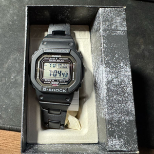 카시오 지샥 GW-5000U 블랙 메탈 코어 밴드