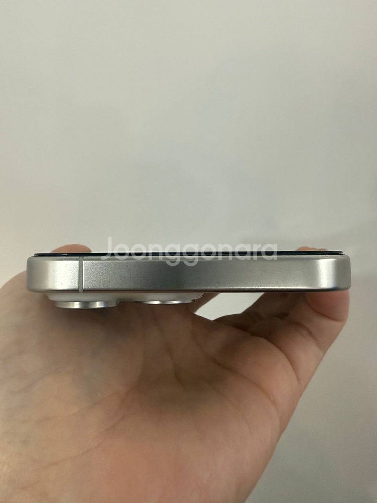 아이폰15프로맥스 화이트 256GB/89%--4