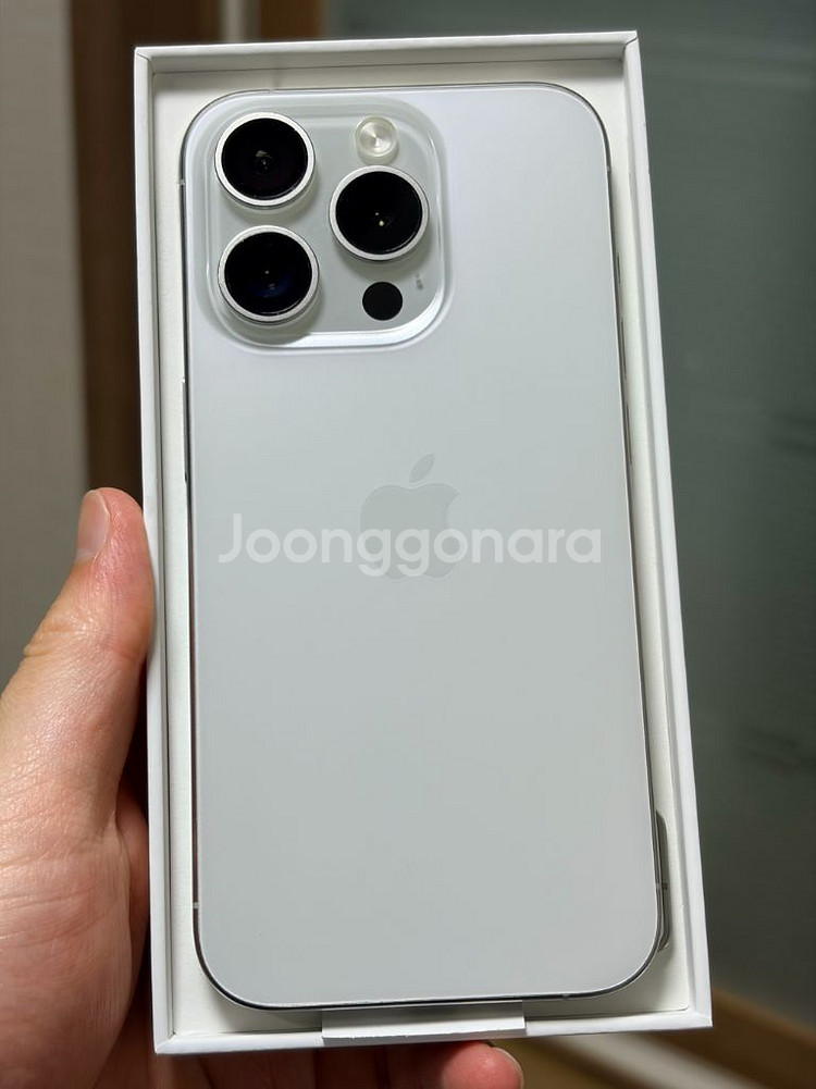 아이폰 15 Pro(프로) 화이트 256기가 + 애플케어플러스--12