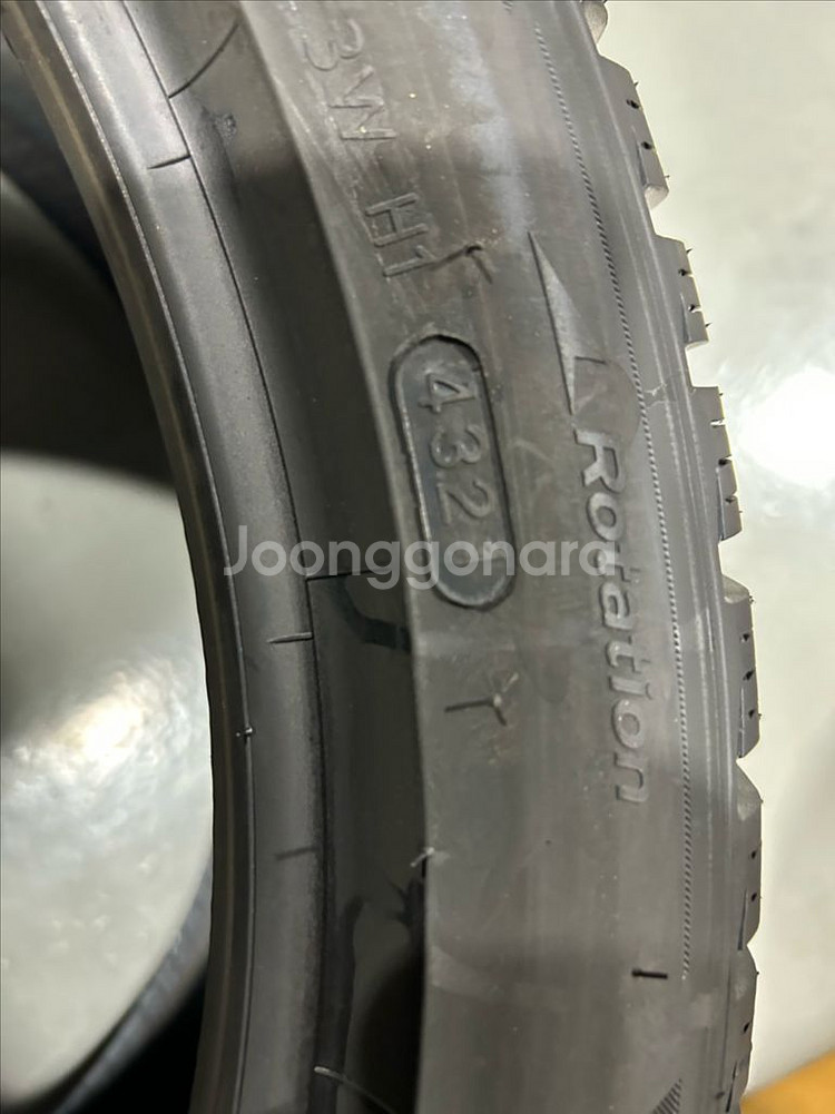 한국타이어 윈터아이셋트 프리미엄 275/35R19--4