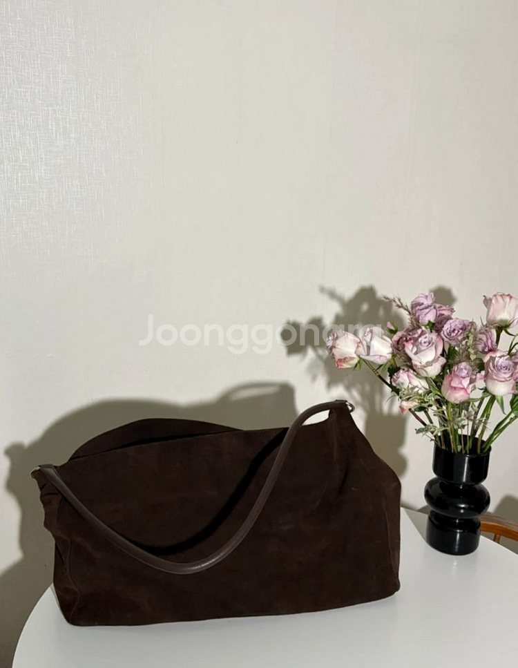 DEINET 스웨이드 숄더백 브라운--1