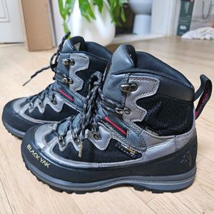 블랙야크 등산화 255 전문가용 매장정품 최상급