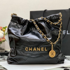 샤넬 22백 미듐 금장 + 파우치