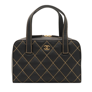 샤넬 블랙 카프스킨 와일드 스티치 토트백 A20666