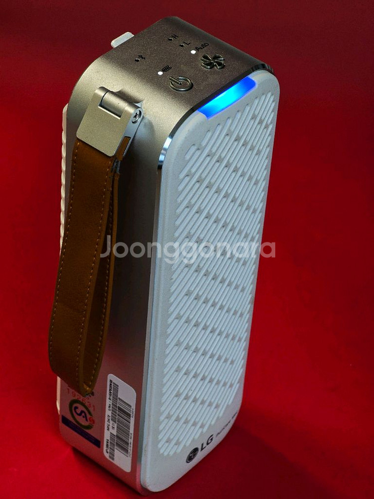 LG퓨리케어 미니 휴대용 무선공기청정기 AP139MWA--4