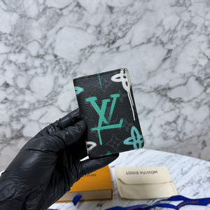 루이비통 이클립스 멀티컬러 라이츠 그린 오거나이저 카드지갑