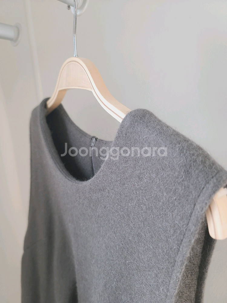 여성 울앙고라 봄가을겨울 원피스 차콜/ 마쥬 한섬 자라--2