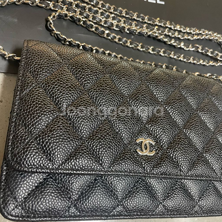 샤넬 캐비어 WOC 체인백 은장 (st제품) 체인 크로스백--1