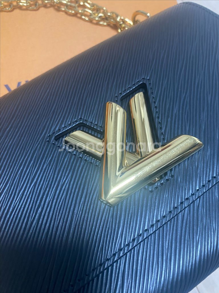 루이비통 트위스트 mm 금장 거의 새거급--1