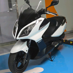 킴코 다운타운125스쿠터 AA급 상태 좋아요~(pcx.조이맥스)