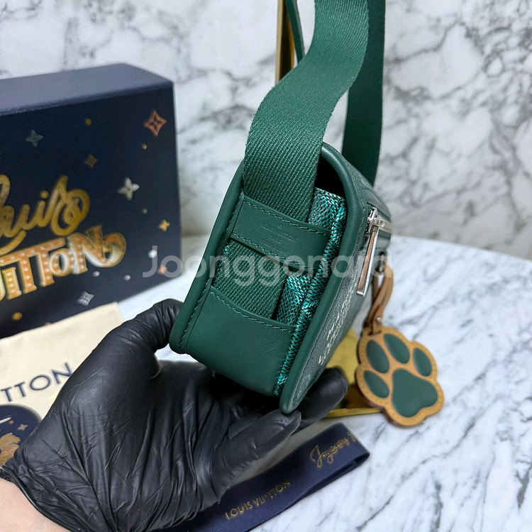 루이비통 이클립스 바스포어 웨어러블 월릿 크로스백 메신저백--6