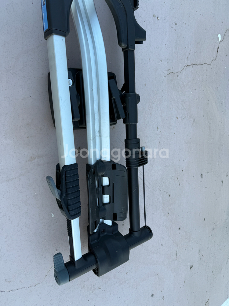 툴레 업라이드 자전거 캐리어 599 THULE 599--3