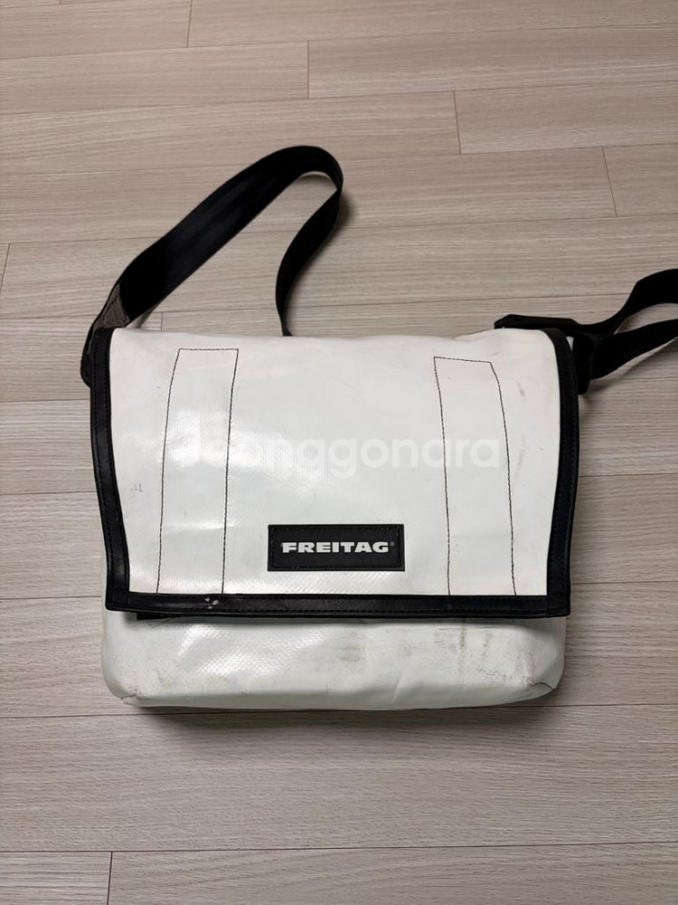 프라이탁 덱스터 올 흰--0