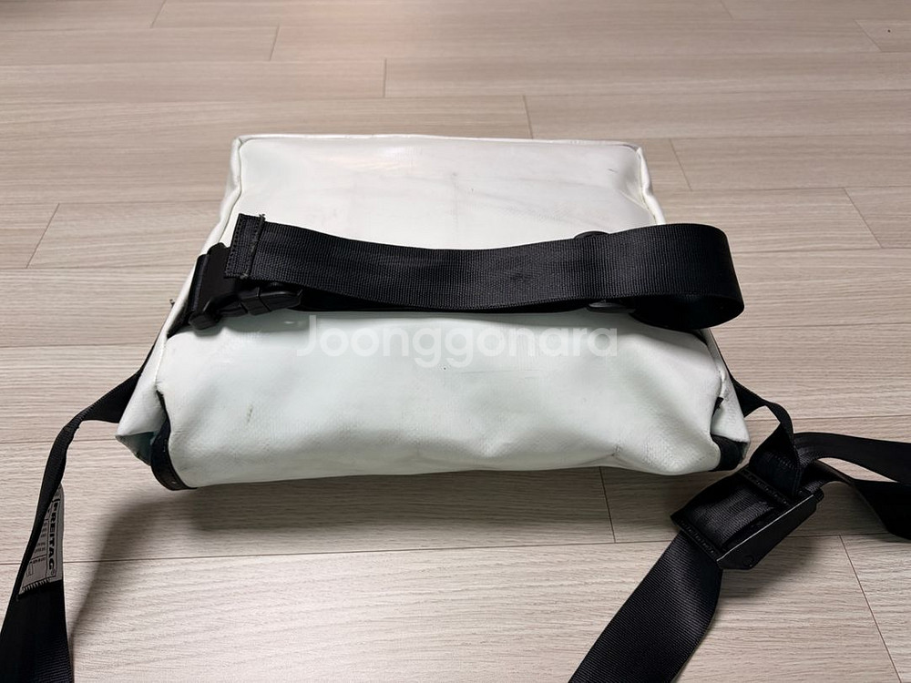 프라이탁 덱스터 올 흰--4