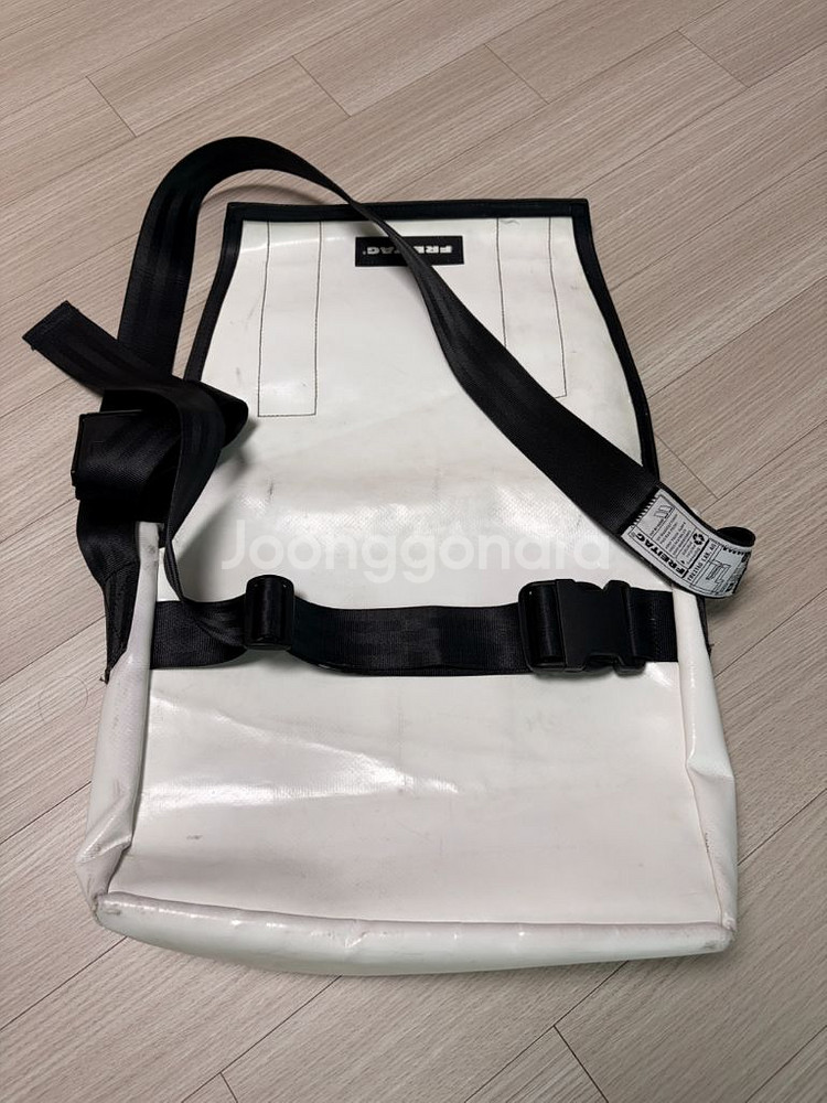 프라이탁 덱스터 올 흰--7