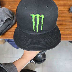 뉴에라 몬스터 스냅백 모자 프리