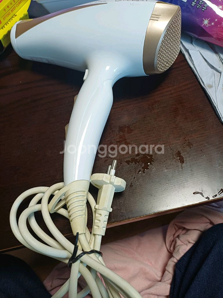 헤어드라이기--0