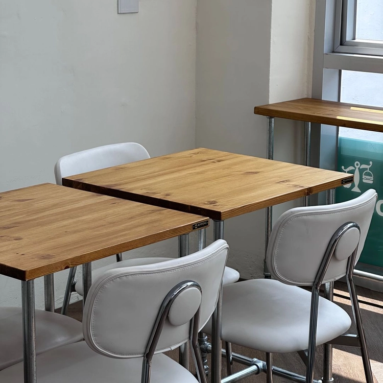전시/협찬가구 할인판매 [2인4인6인 테이블 책상 바테이블 의자 식탁] 파이프가구 인더스트리얼 빈티지 중고 이미지