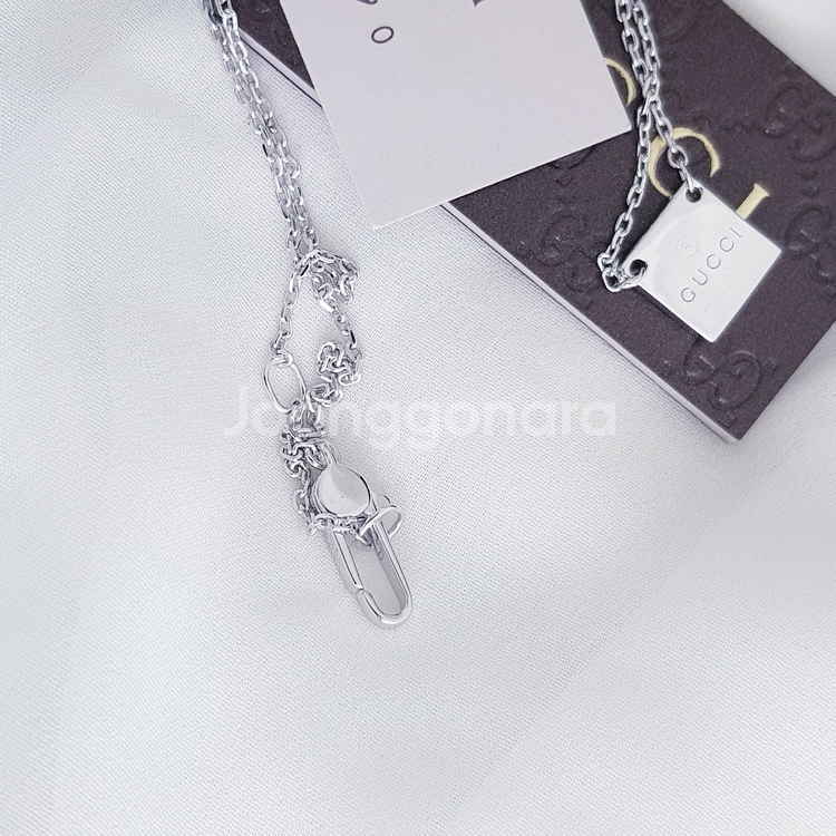 새상품 정품 구찌 트레이드마크 실버목걸이 여자목걸이--1