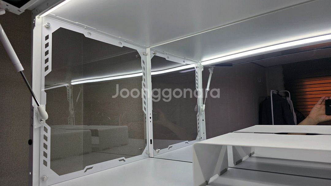 더 스페이스 장식장 화이트 확장형--2