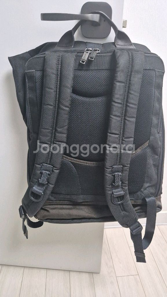 투미 알파브라보 루크 롤탑 백팩--2