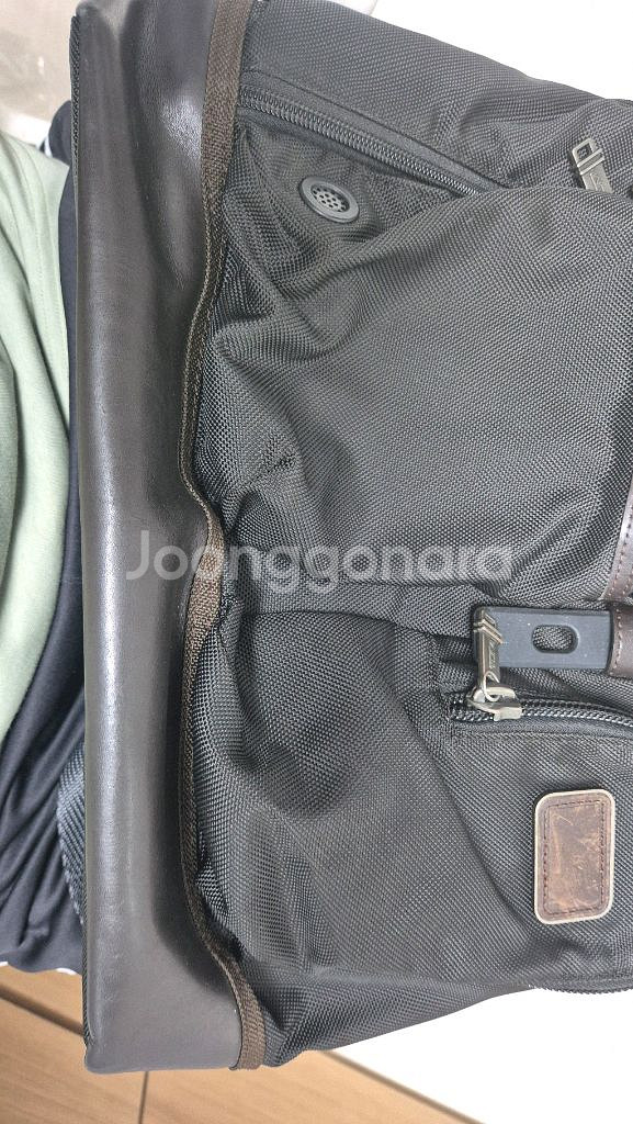 투미 알파브라보 루크 롤탑 백팩--4