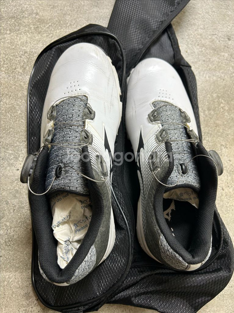 미즈노 여성 골프화 245--1