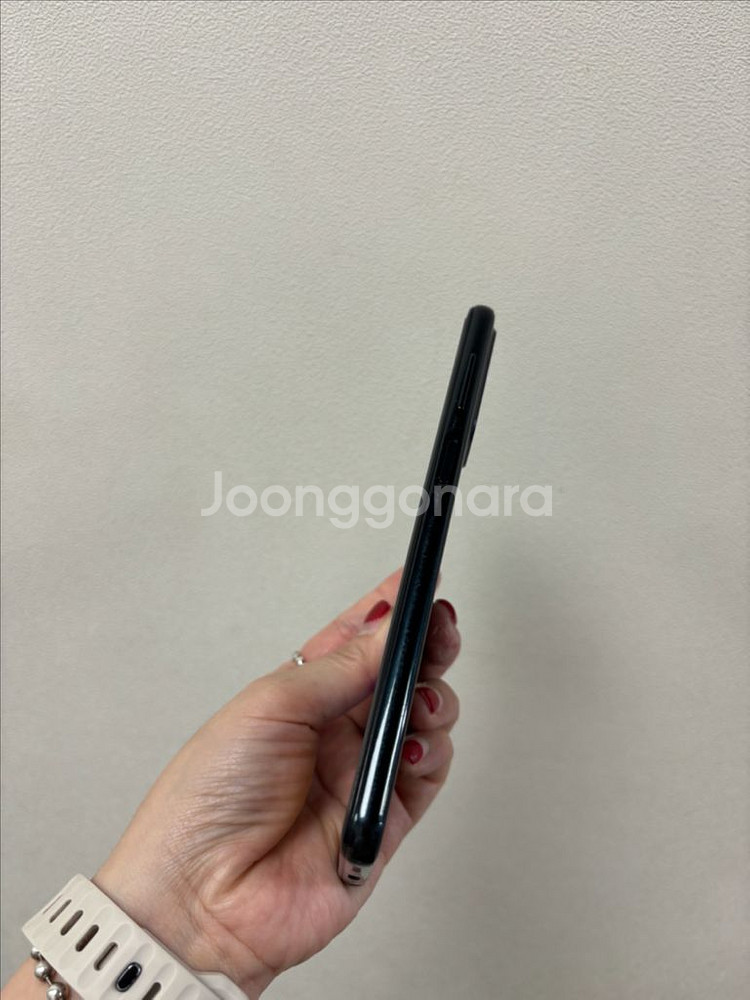 (부산중고폰) 갤럭시버디2 블랙 128기가 판매해요--2