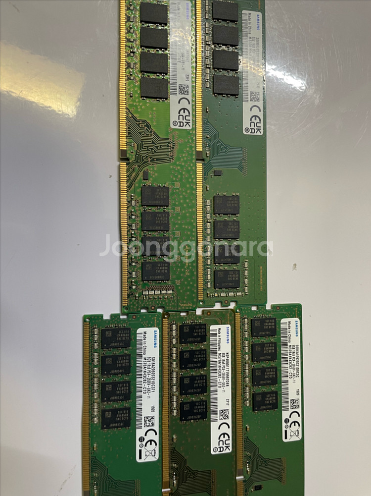 삼성 DDR4 16GB 1개+8GB 4개 일괄--0