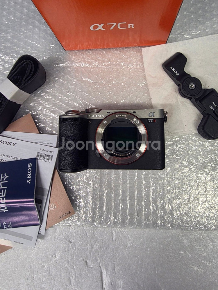 소니a7cr 실버 상태좋은바디 판매합니다--1