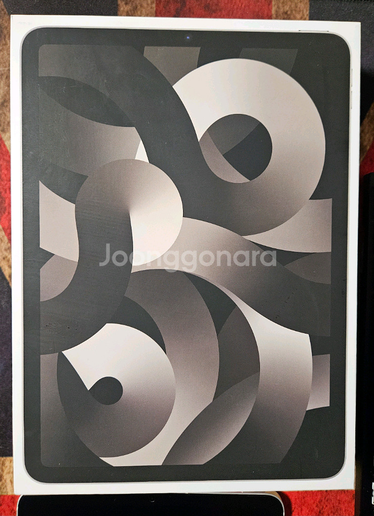 아이패드 에어 5세대 스타라이트 64GB 셀룰러 모델 팝니다.--0