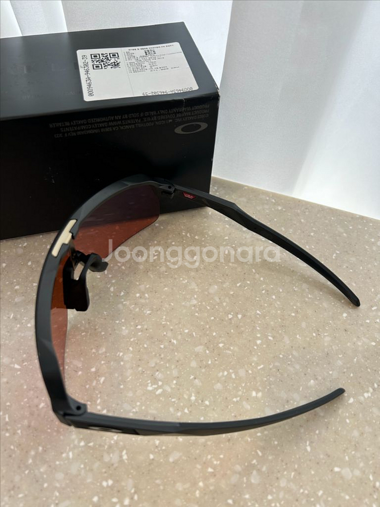 오클리 수트로 라이트 선글라스--2