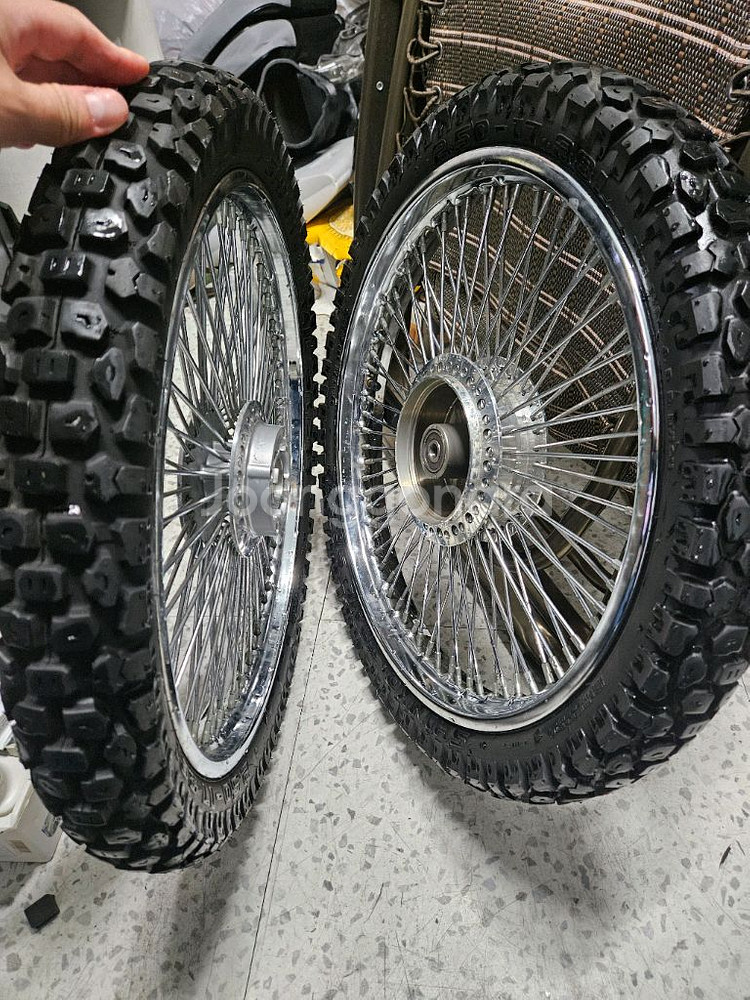 슈퍼커브110 18~20 요코하마 마차휠&신코트레일 타이어셋트--1