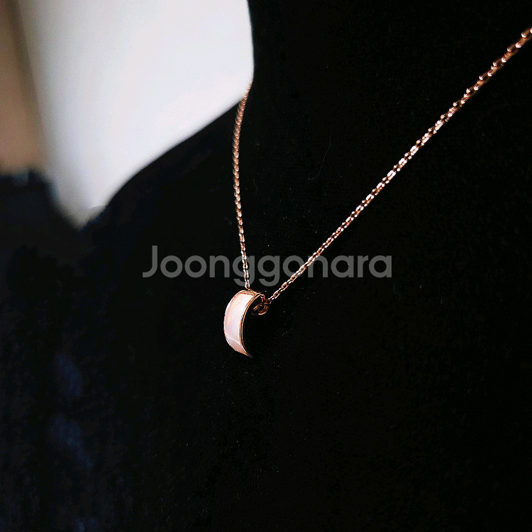 새상품,선물박스포장]핑크 자개 심플 펜던트 여자 목걸이--1
