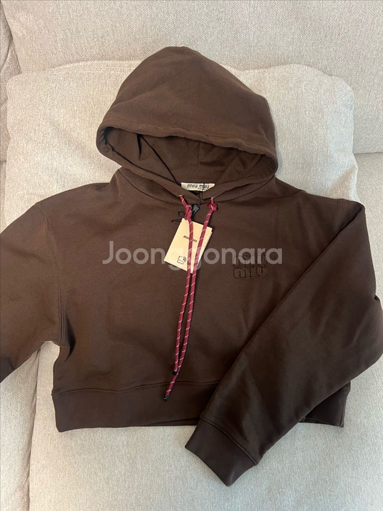 미우미우 여성 후드티 새상품--1
