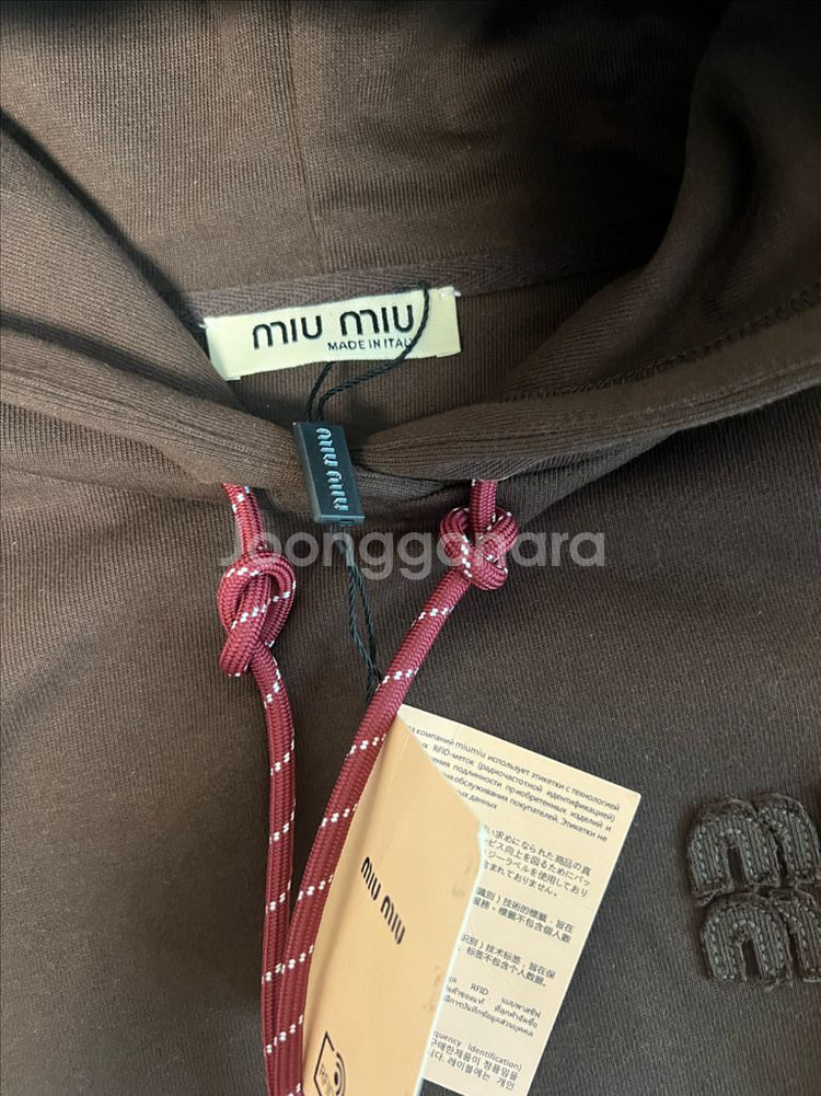 미우미우 여성 후드티 새상품--3