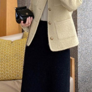 르유니 부클 트위드자켓 베이지