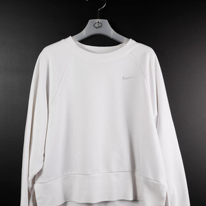 나이키 여성 맨투맨