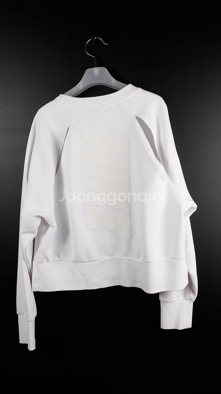 나이키 여성 맨투맨--5