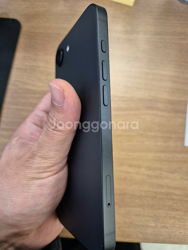 아이폰 16e 256기가 자급제--3