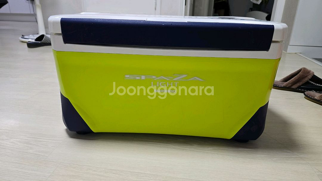 시마노아이스박스25리터--0