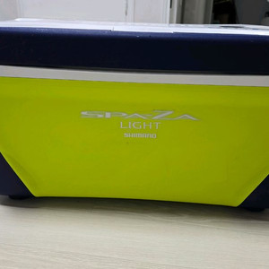 시마노아이스박스25리터