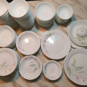 단종된 코렐 백합 그릇 개당값