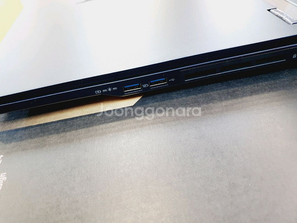 에이서 프레데터 헬리오스 PHN16-73-90EL 판매합니다--6