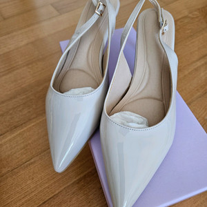 르꼬르망쿠션뾰족슬링백