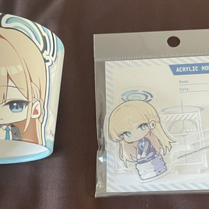 블루아카이브 애니메이트 카페 아크릴 모니터 스탠드 토키/컵홀더
