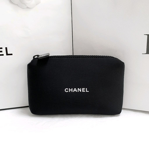 샤넬 네오프렌 블랙 파우치